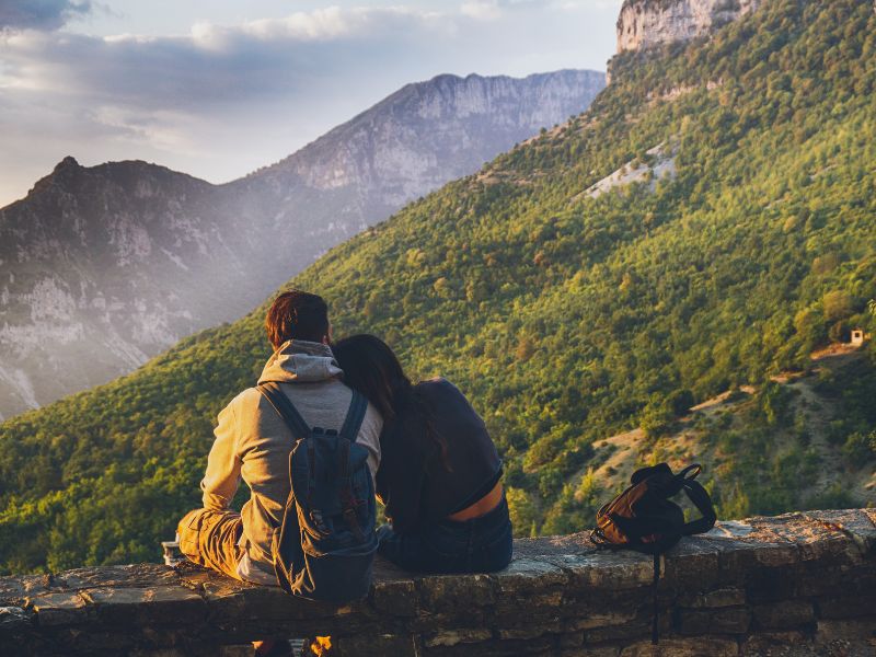 How to Plan an Adventure Elopement